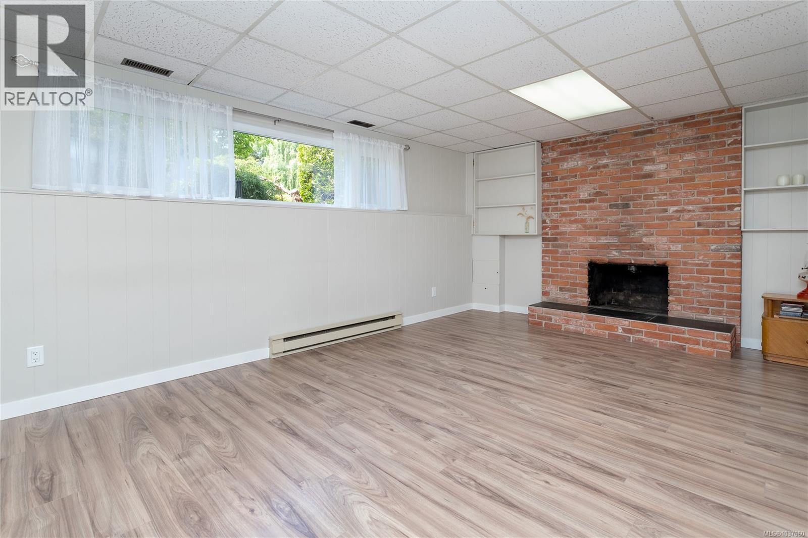 1594 Burnley Pl - 20