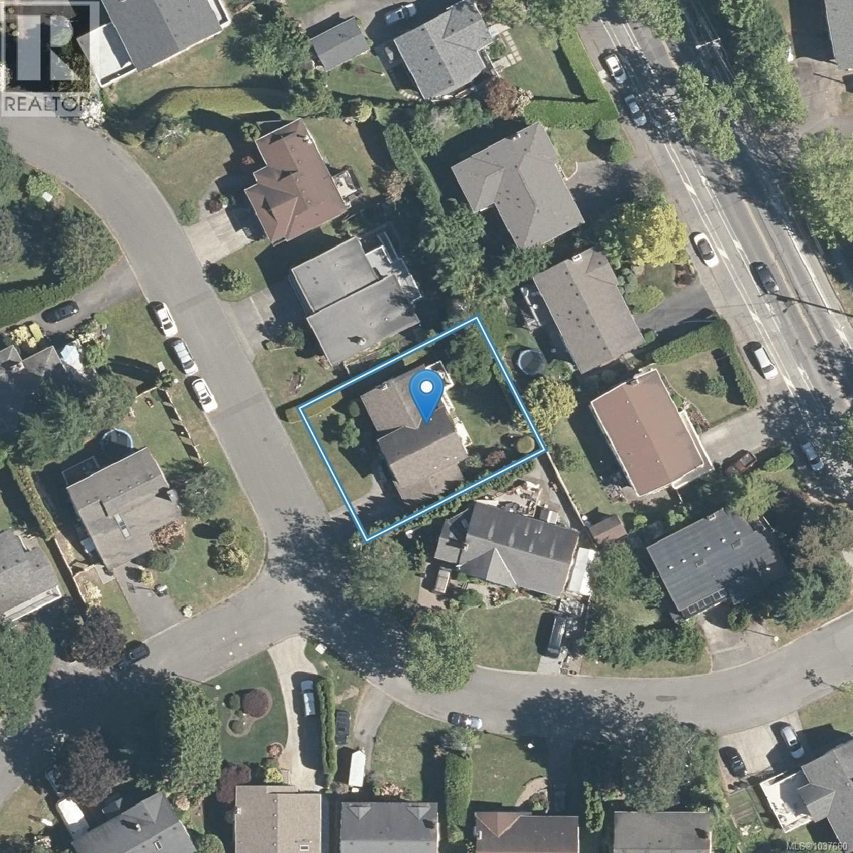 1594 Burnley Pl, Saanich
