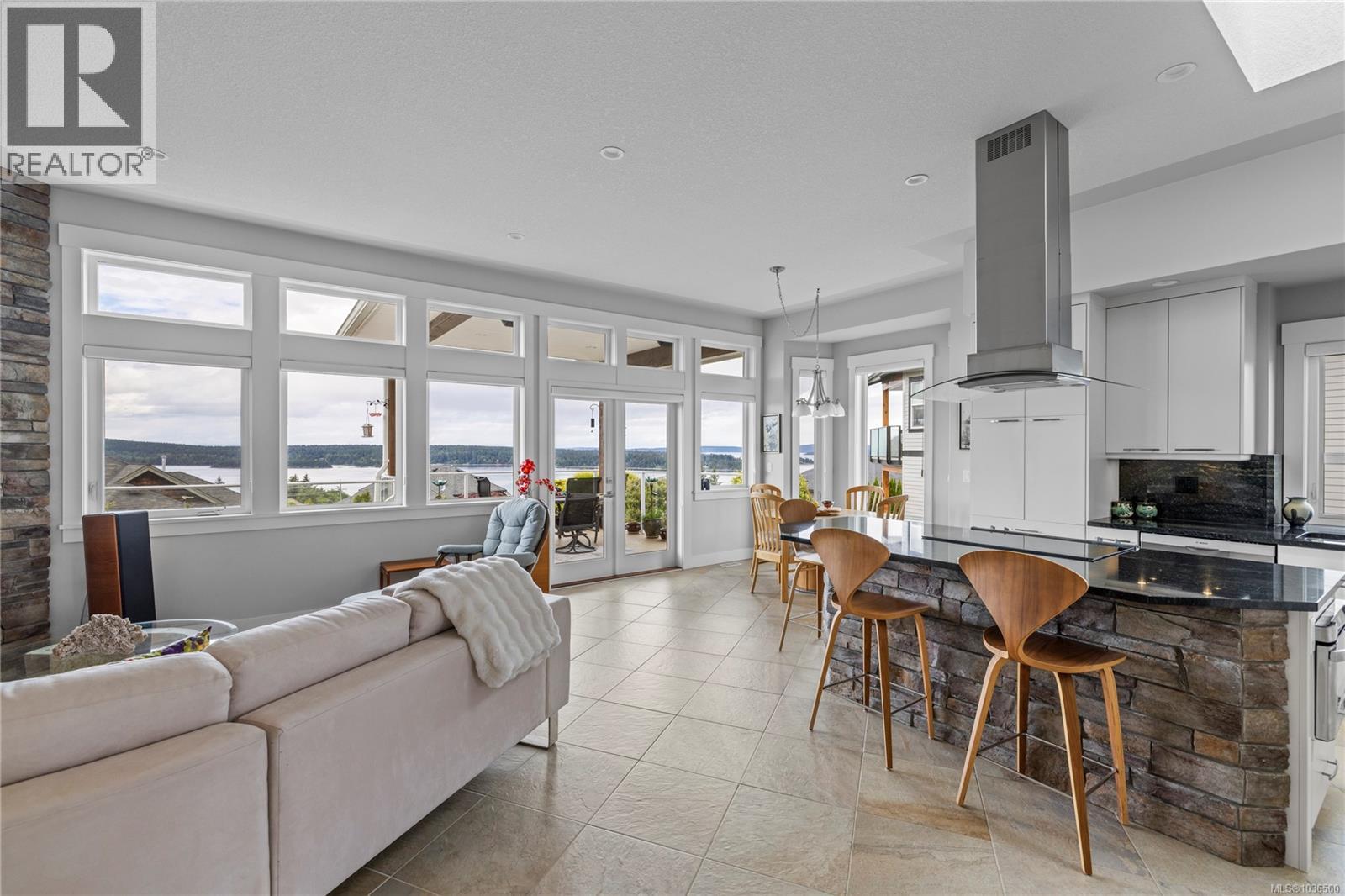 605 Stevens Pl - 7