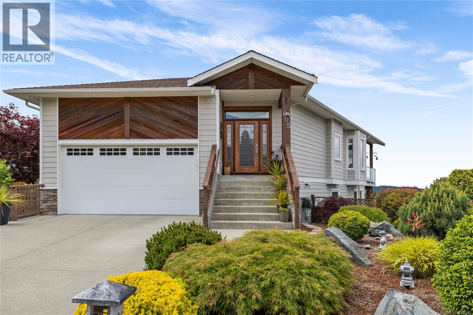 605 Stevens Pl - 1