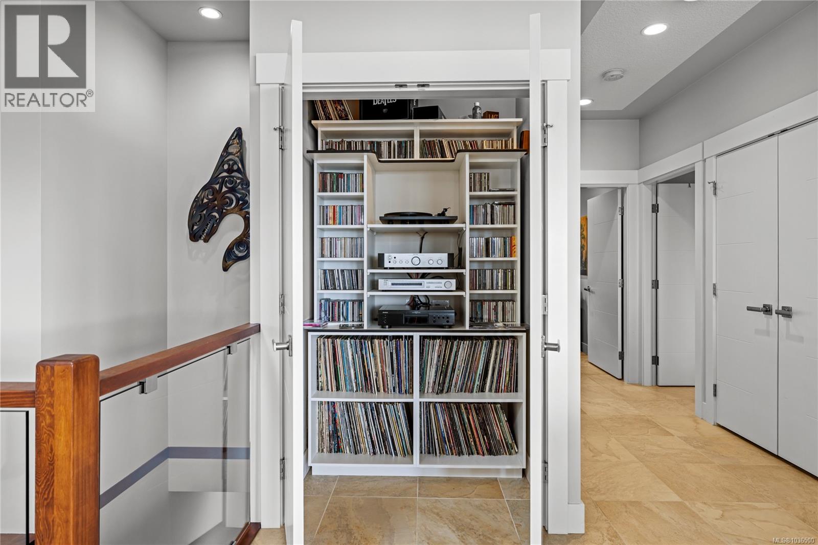 605 Stevens Pl - 27