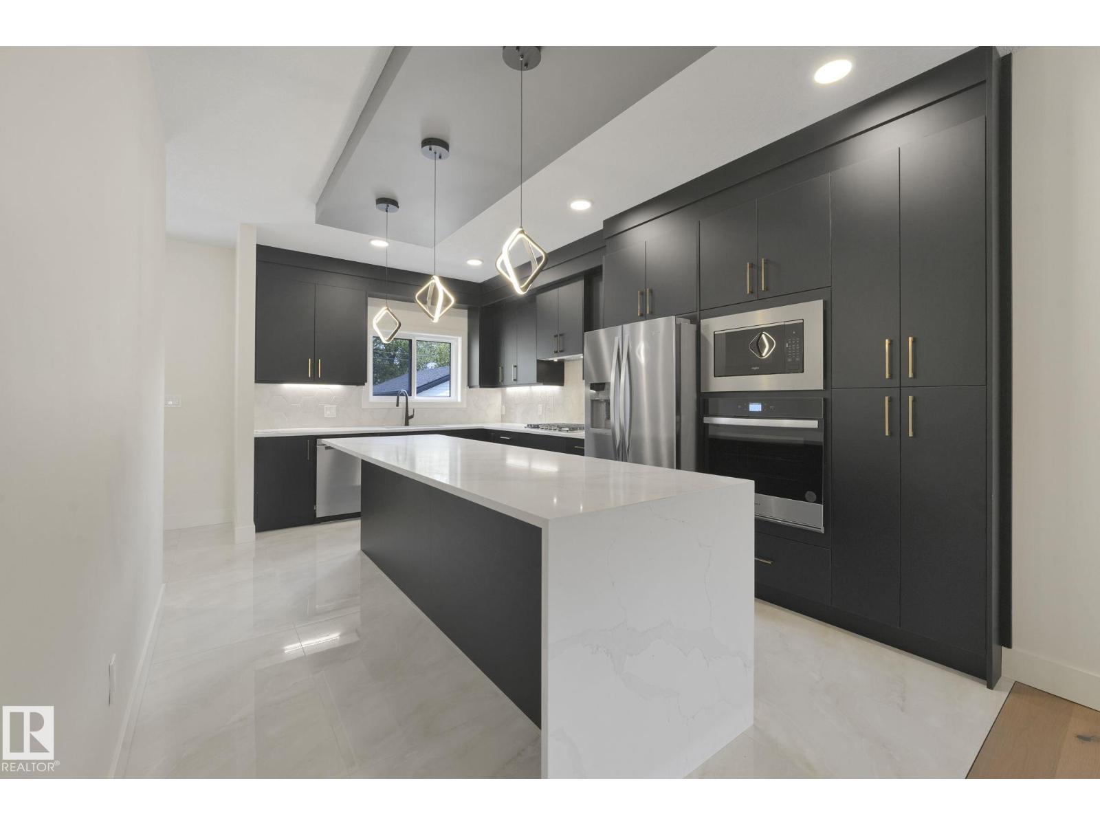 10965 129 ST NW - 15