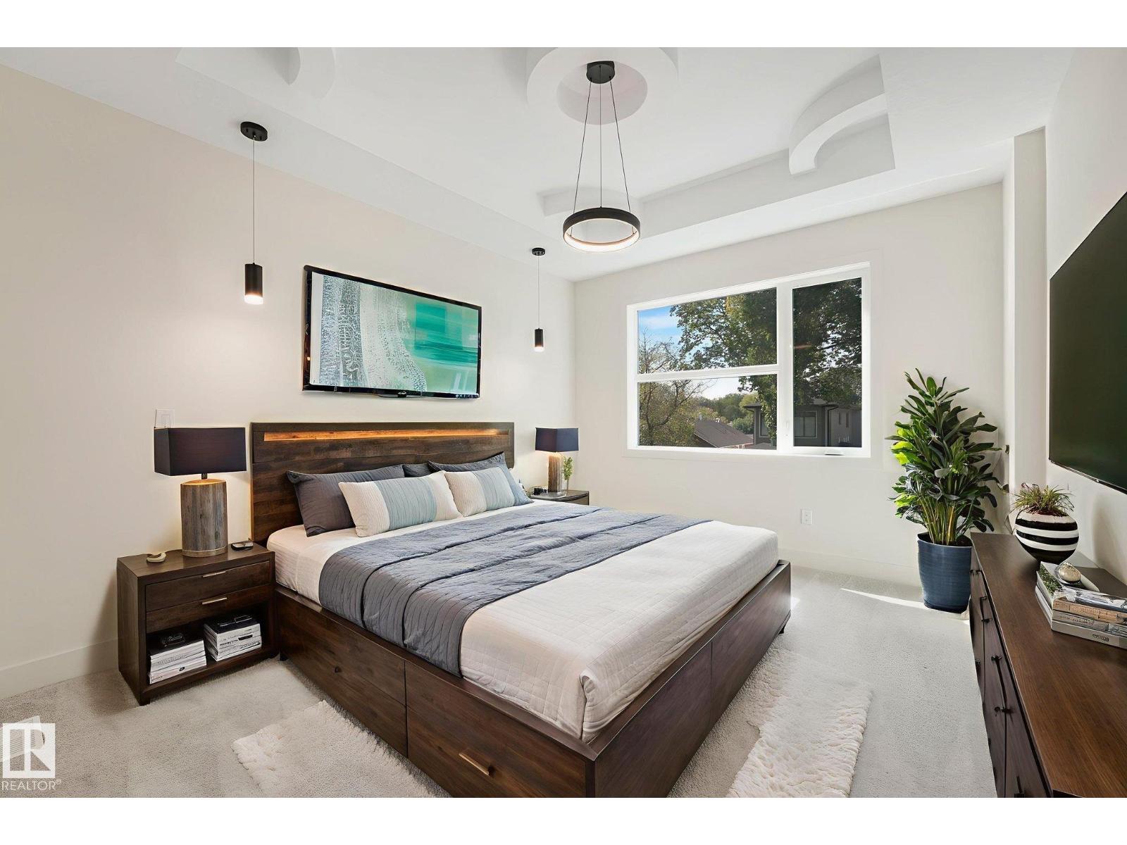 10965 129 ST NW - 32