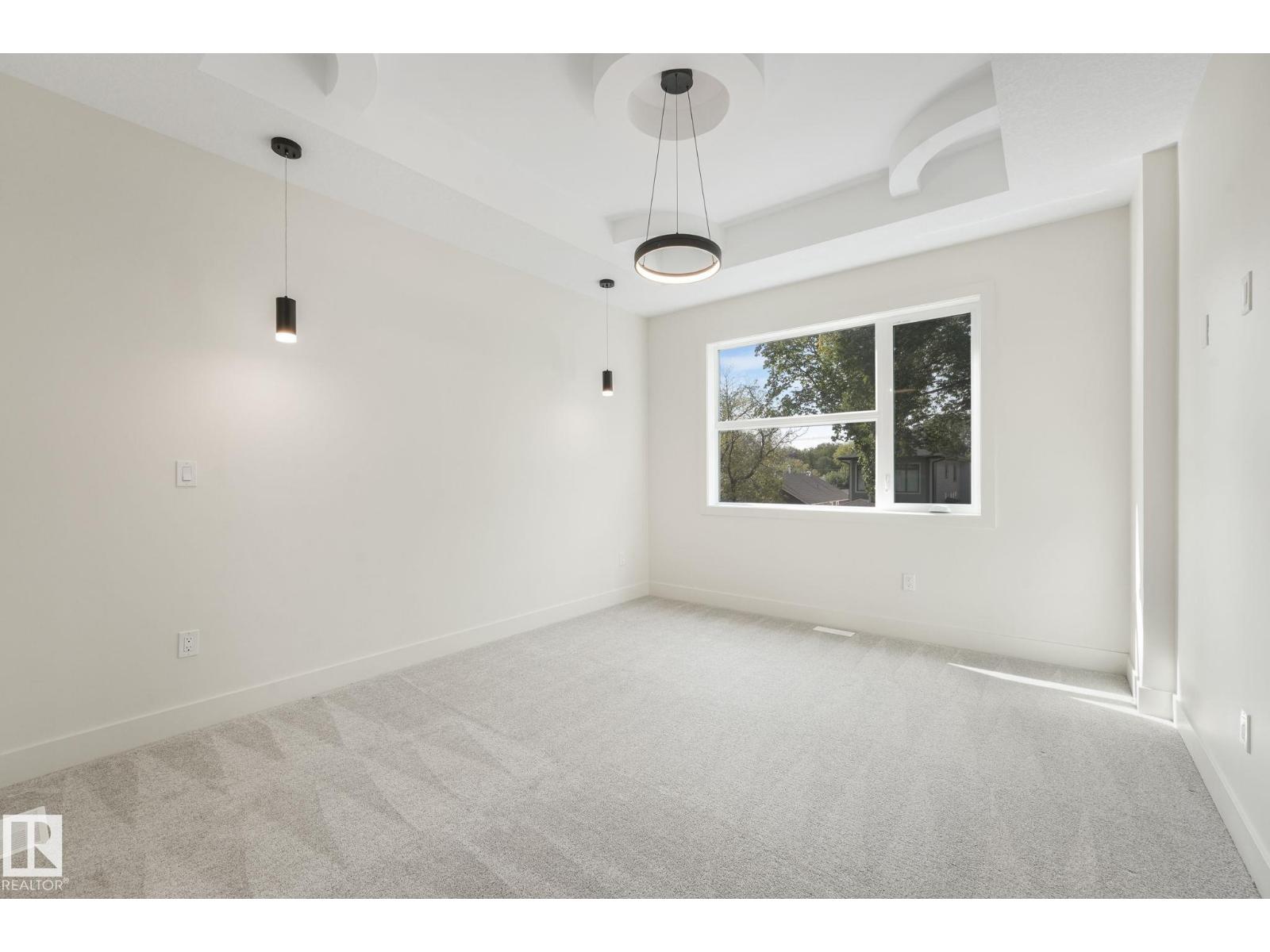 10965 129 ST NW - 33