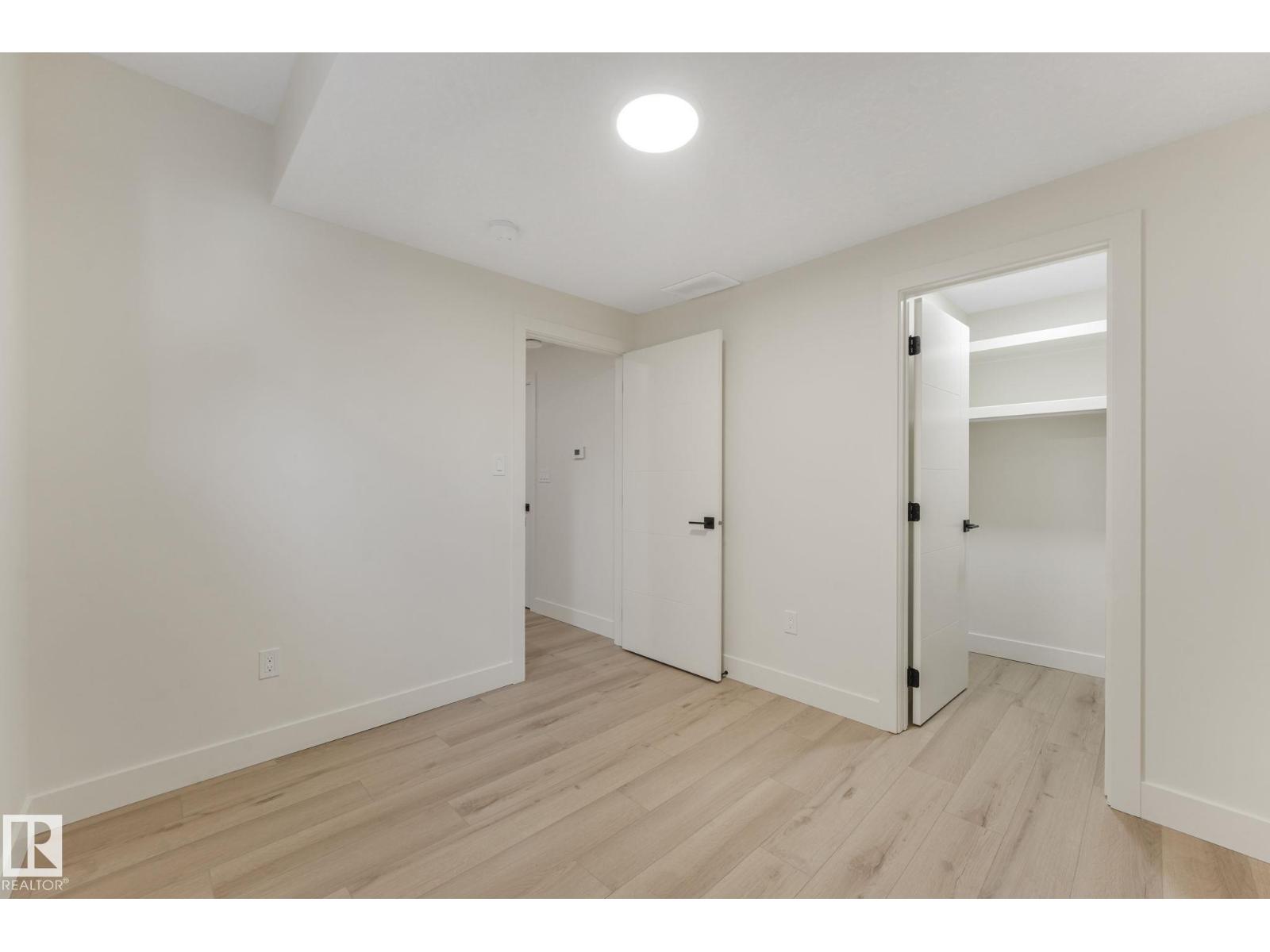 10965 129 ST NW - 54