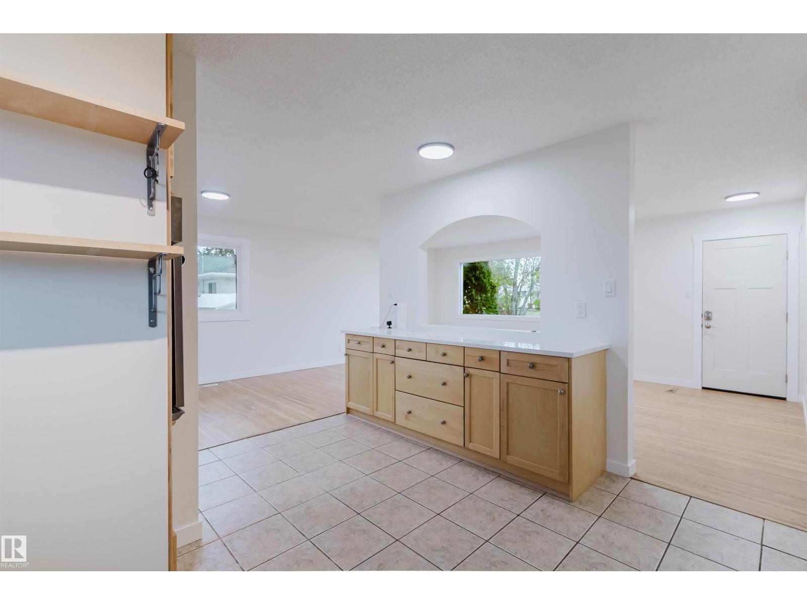 8311 160 ST NW - 16