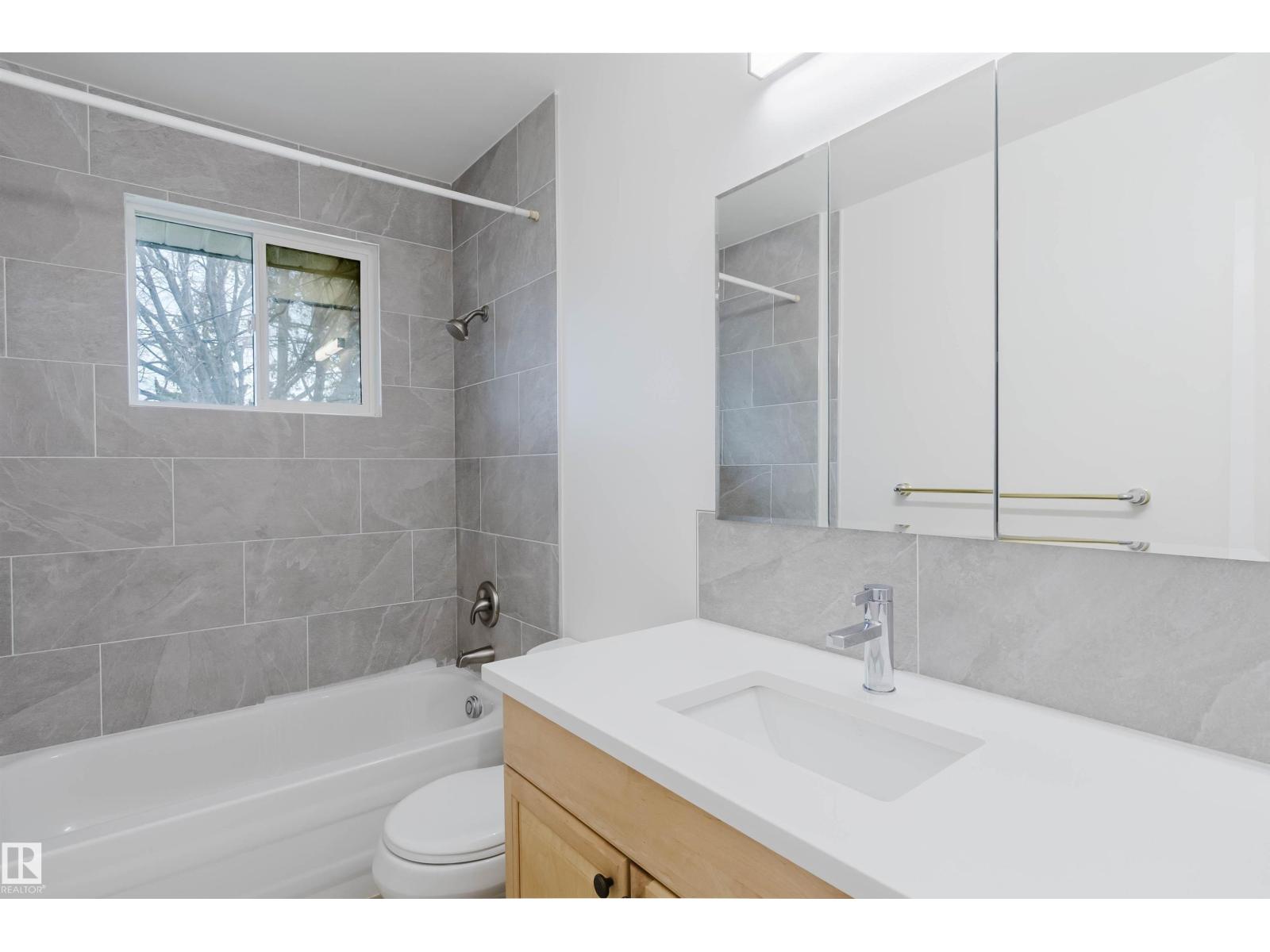 8311 160 ST NW - 17