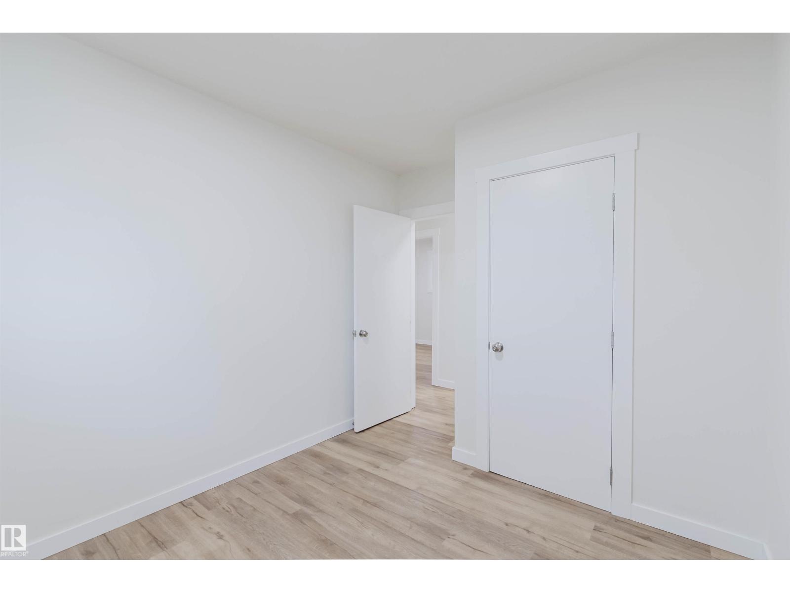 8311 160 ST NW - 19