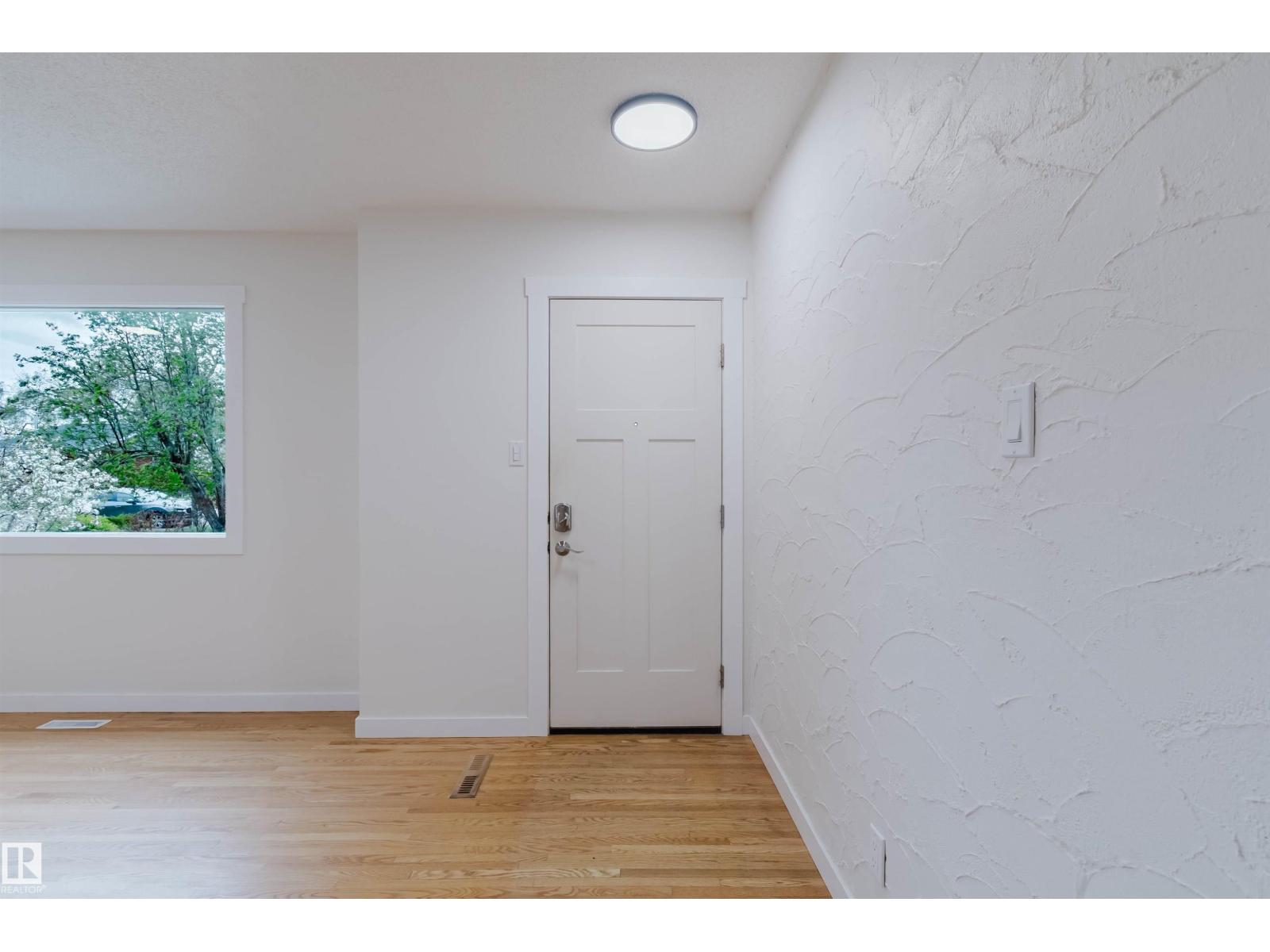 8311 160 ST NW - 4