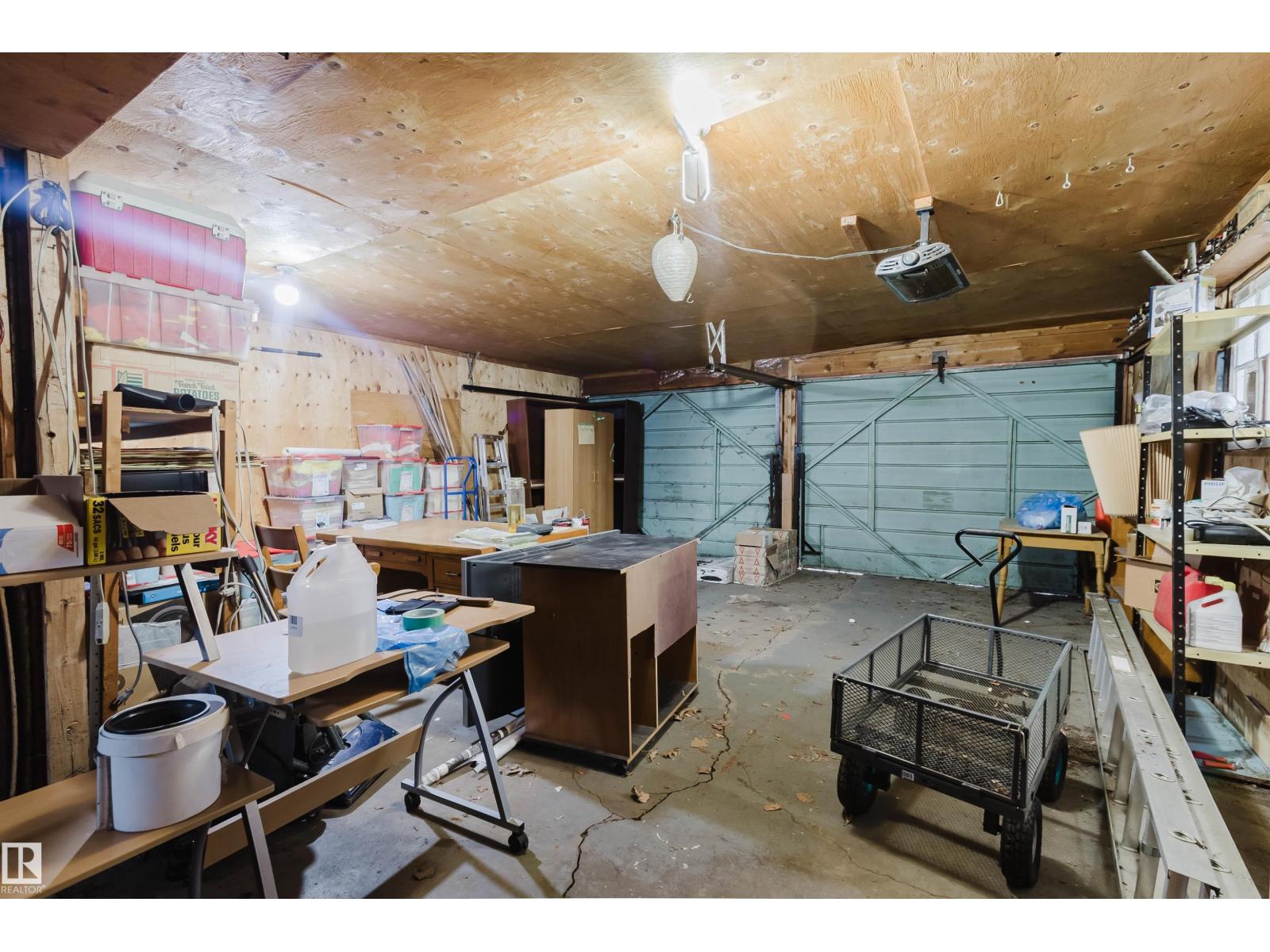 8311 160 ST NW - 40