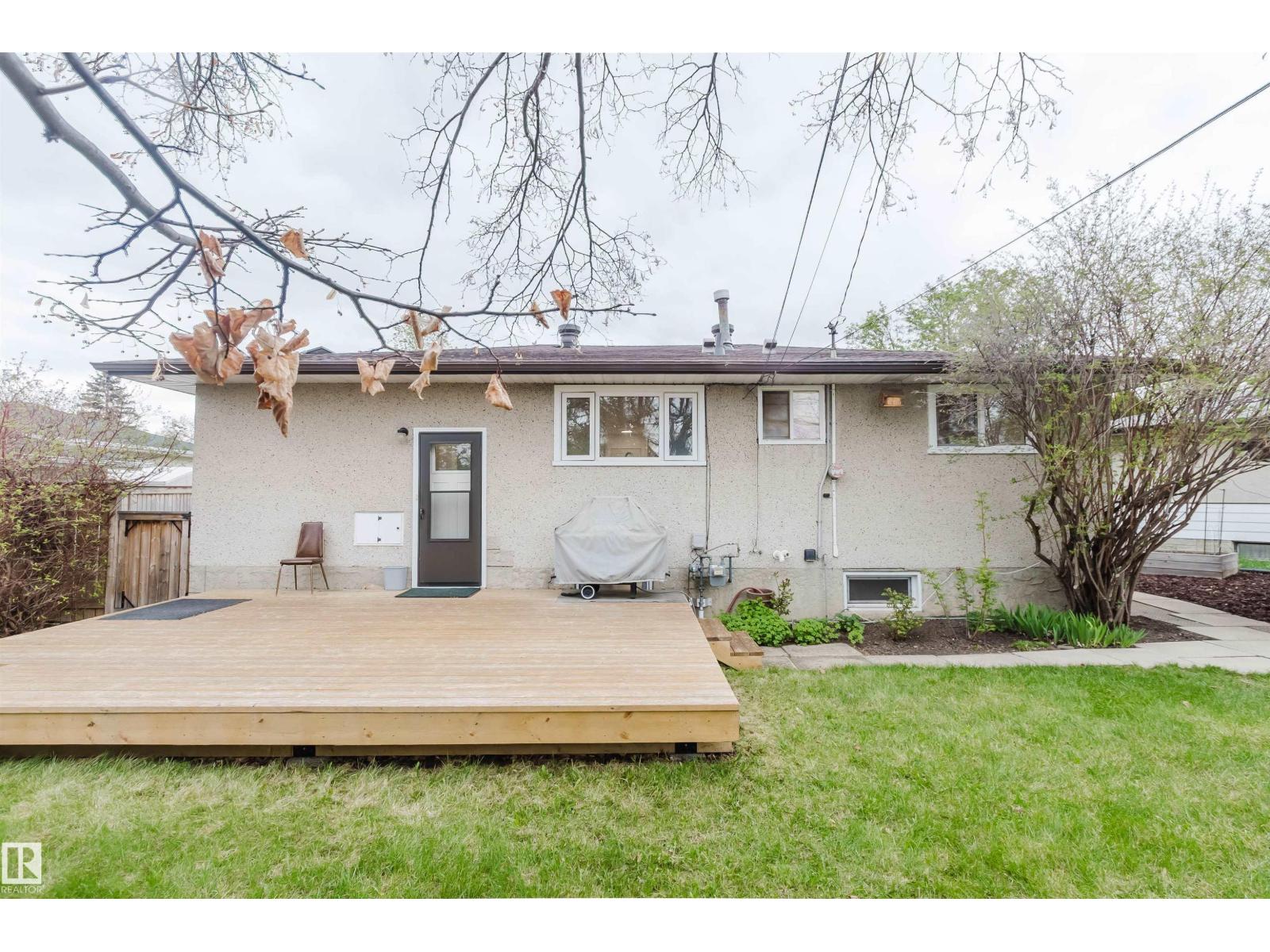8311 160 ST NW - 43