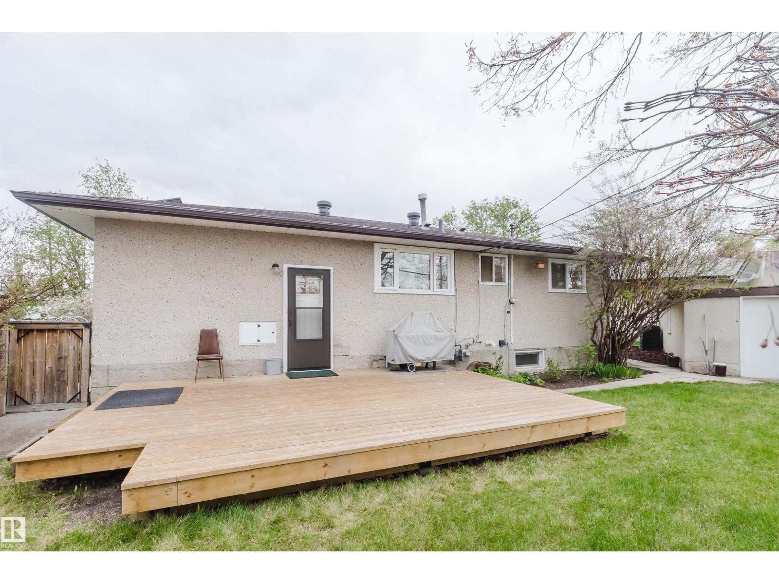 8311 160 ST NW - 44