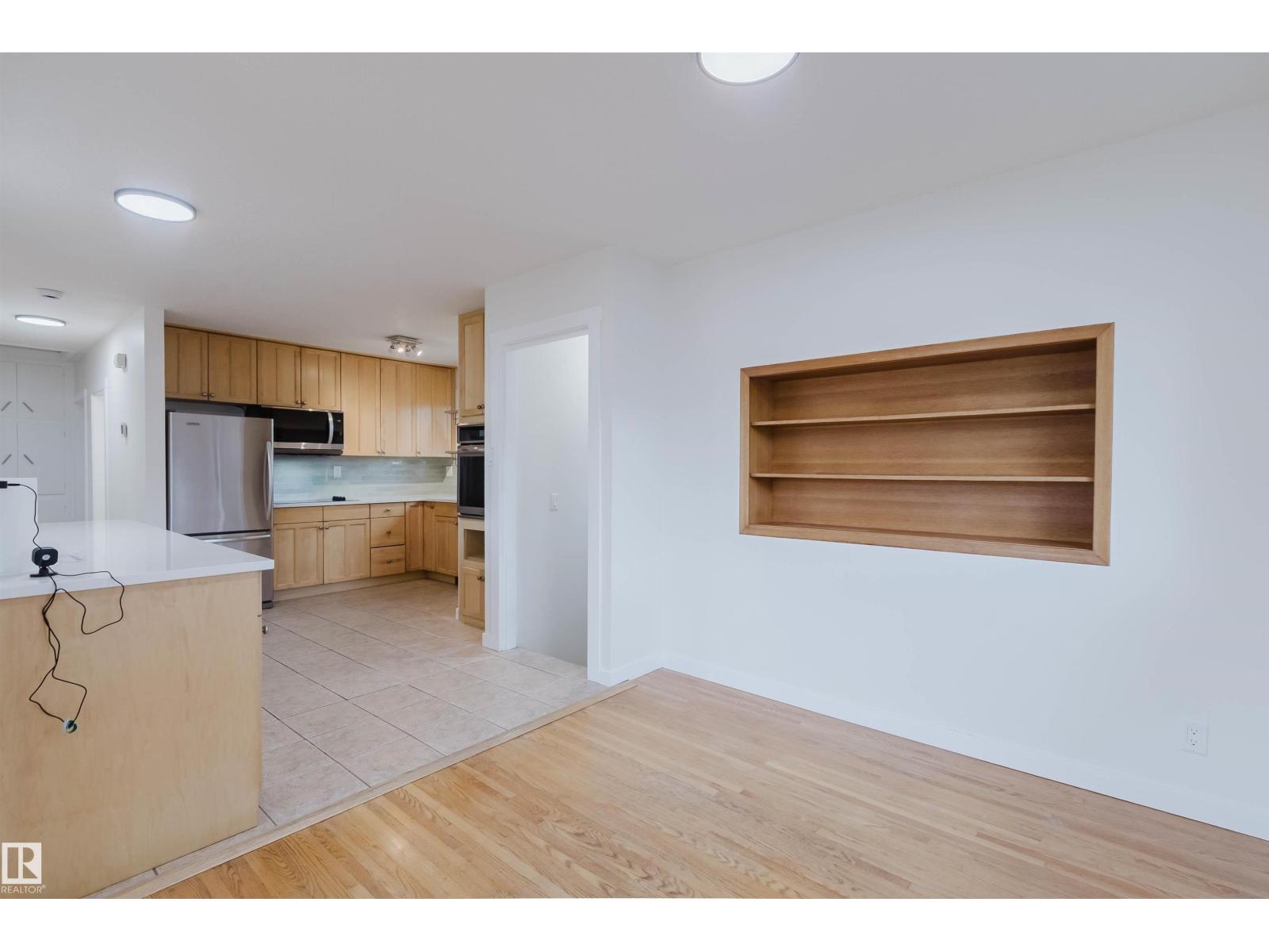 8311 160 ST NW - 8