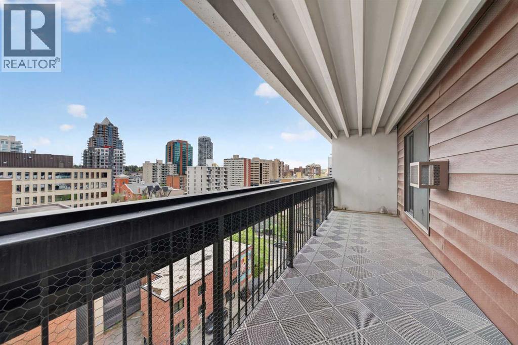 #902 735 12 Avenue SW - 12