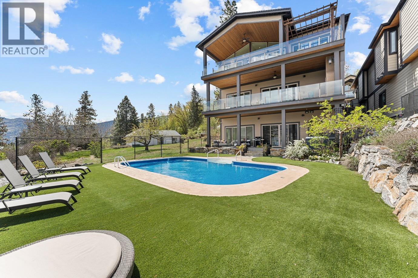 6267 Sundstrom Place Unit# 11, Peachland