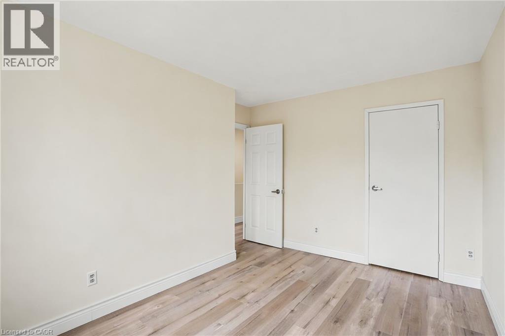 65 MOUNT ALBION Road Unit# 4, Hamilton, Ontario, L8K5S5 — Photo 3