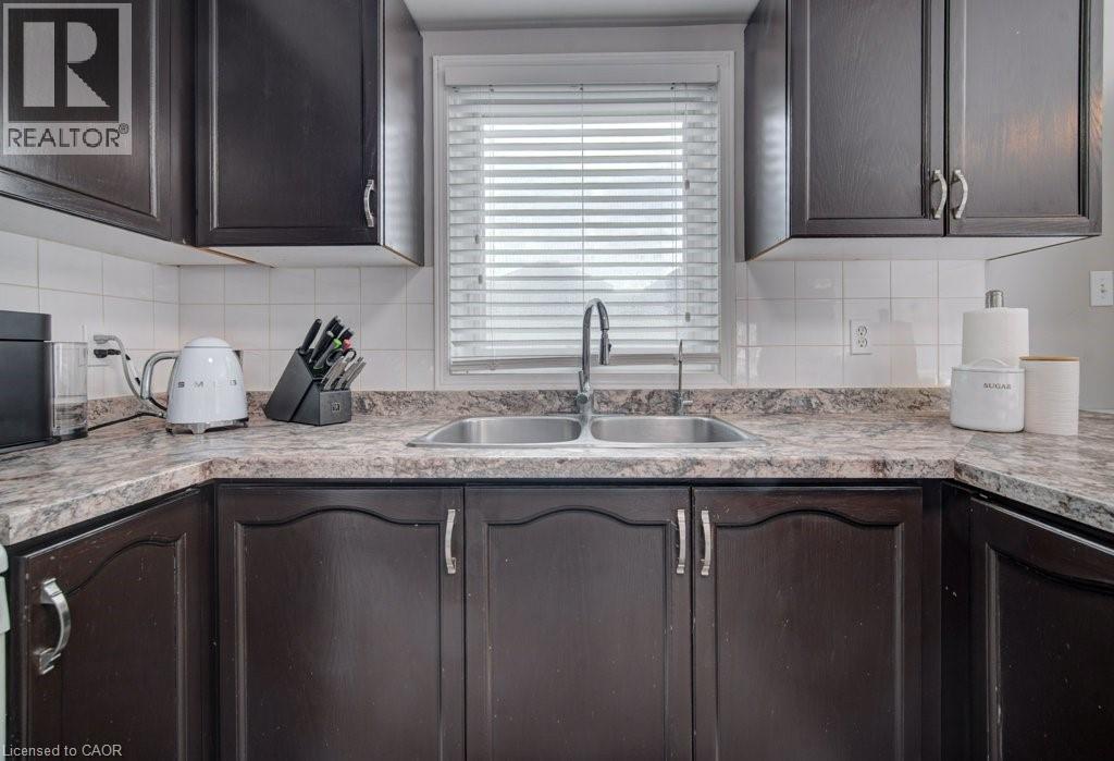 334 CHRISTOPHER Drive - 21