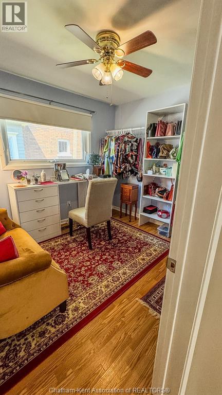 94 Stanley AVENUE - 15