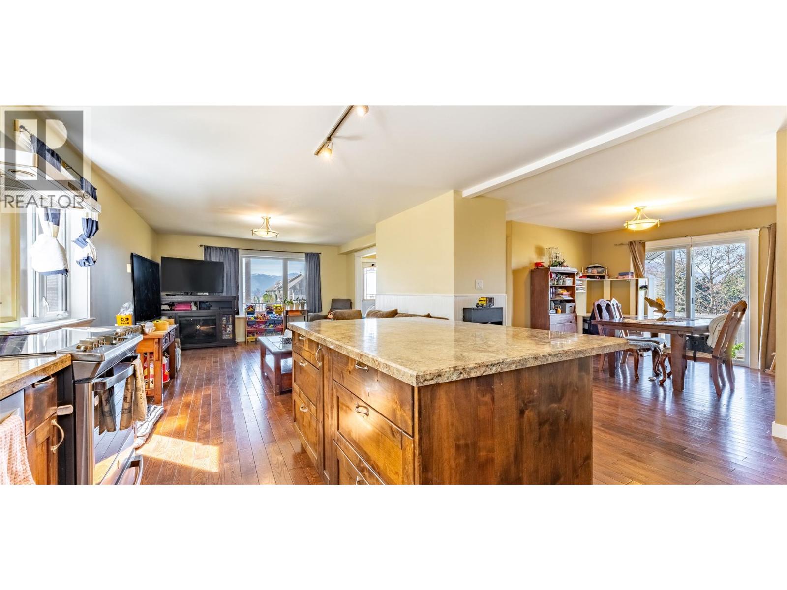 902 Murdoch Street, Creston