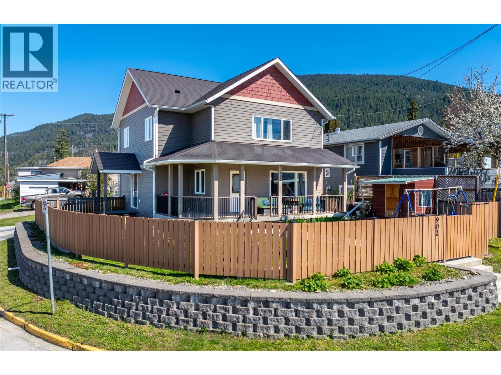 902 Murdoch Street, Creston