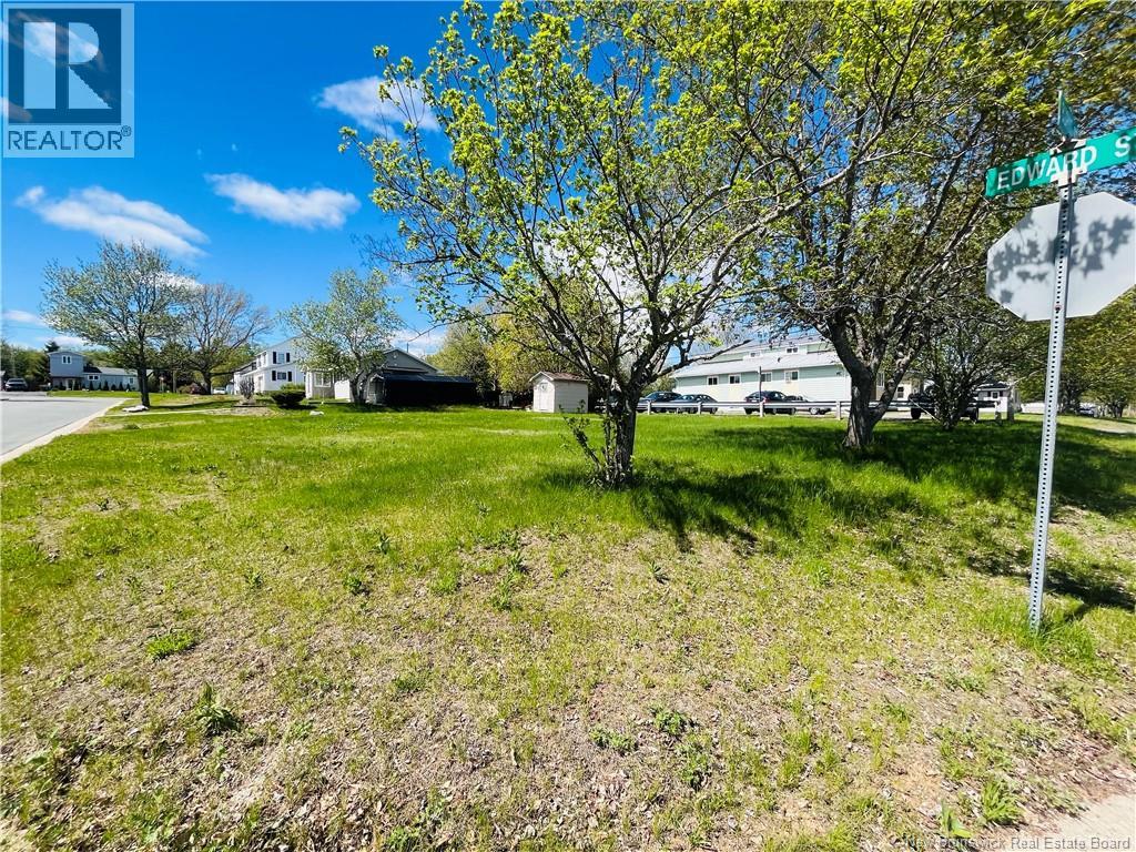 390 Edward Street, Miramichi — photo 3