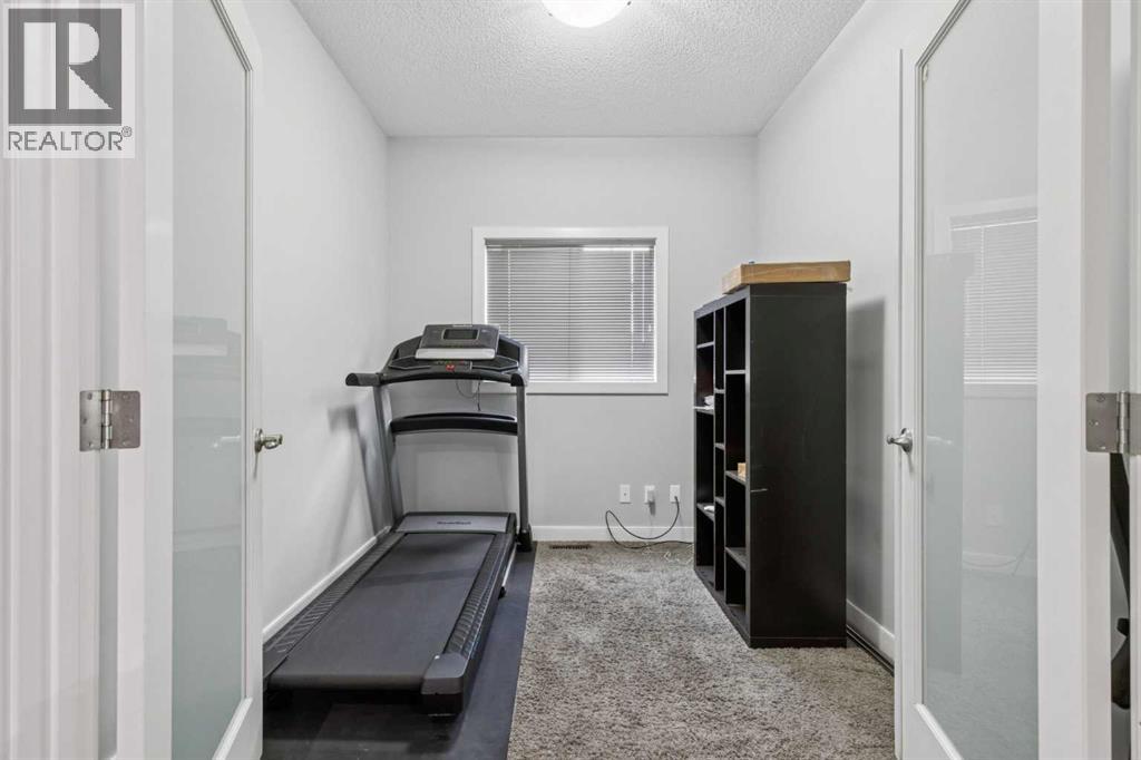 325 Evanspark Gardens NW - 9