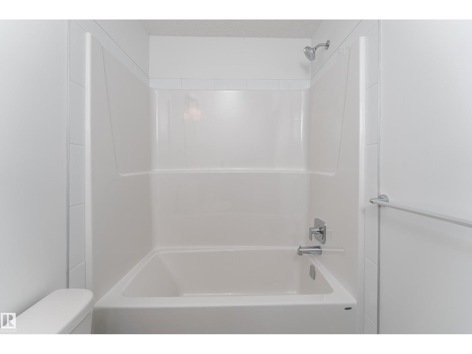 10920 & 10922 154 Street NW - 29