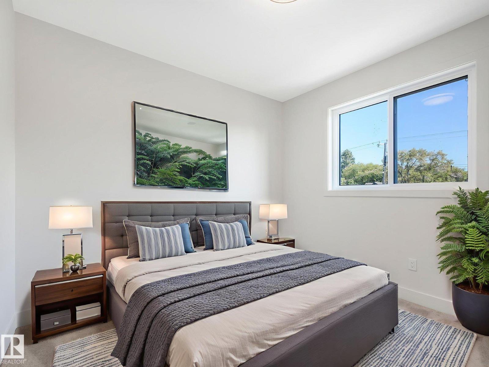 10963 129 ST NW - 26