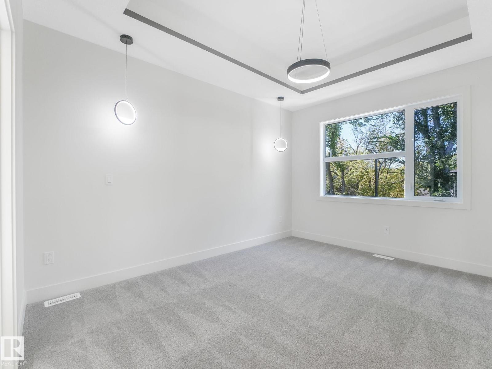 10963 129 ST NW - 36