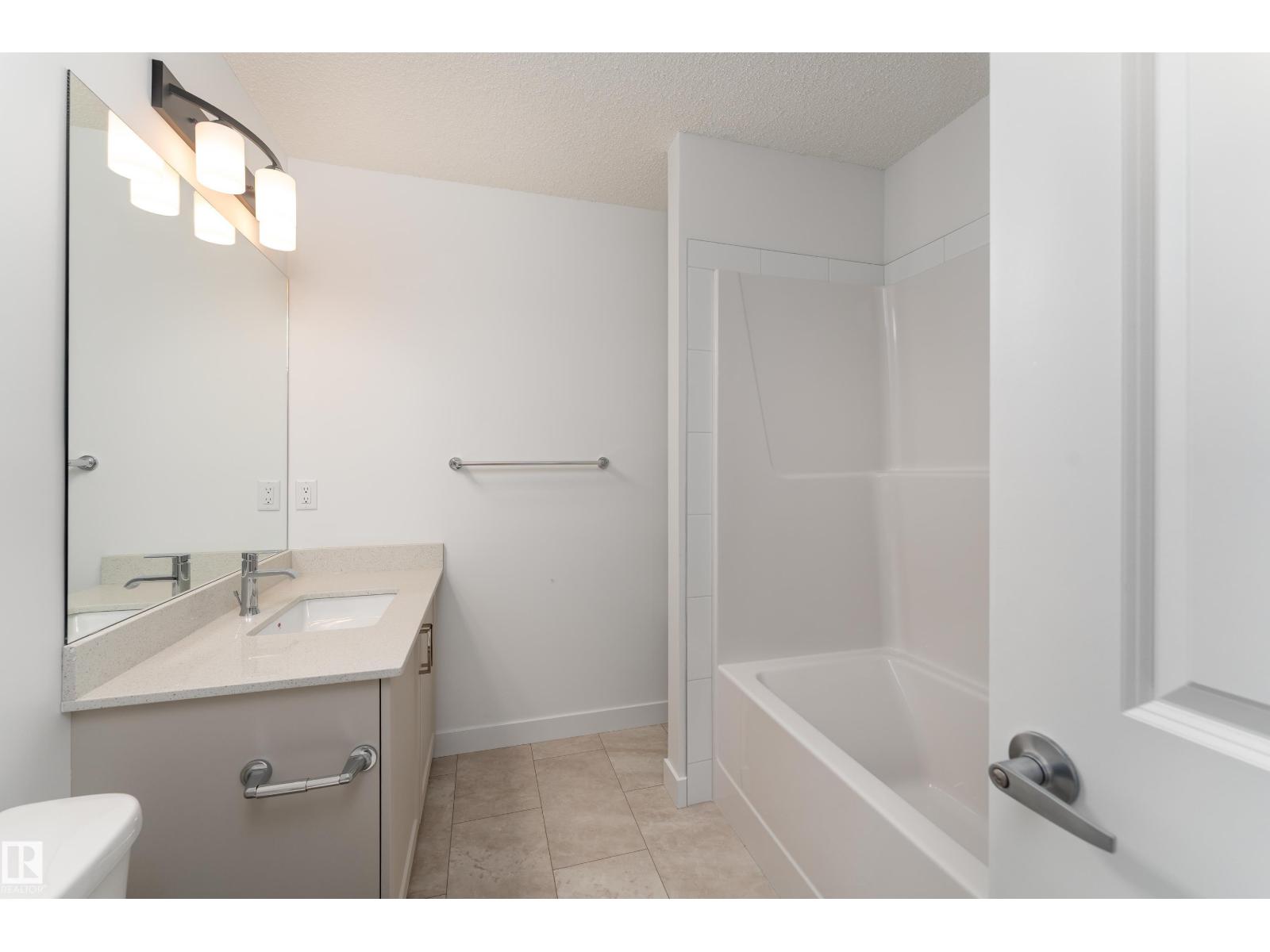 10920 & 10922 154 Street NW - 27
