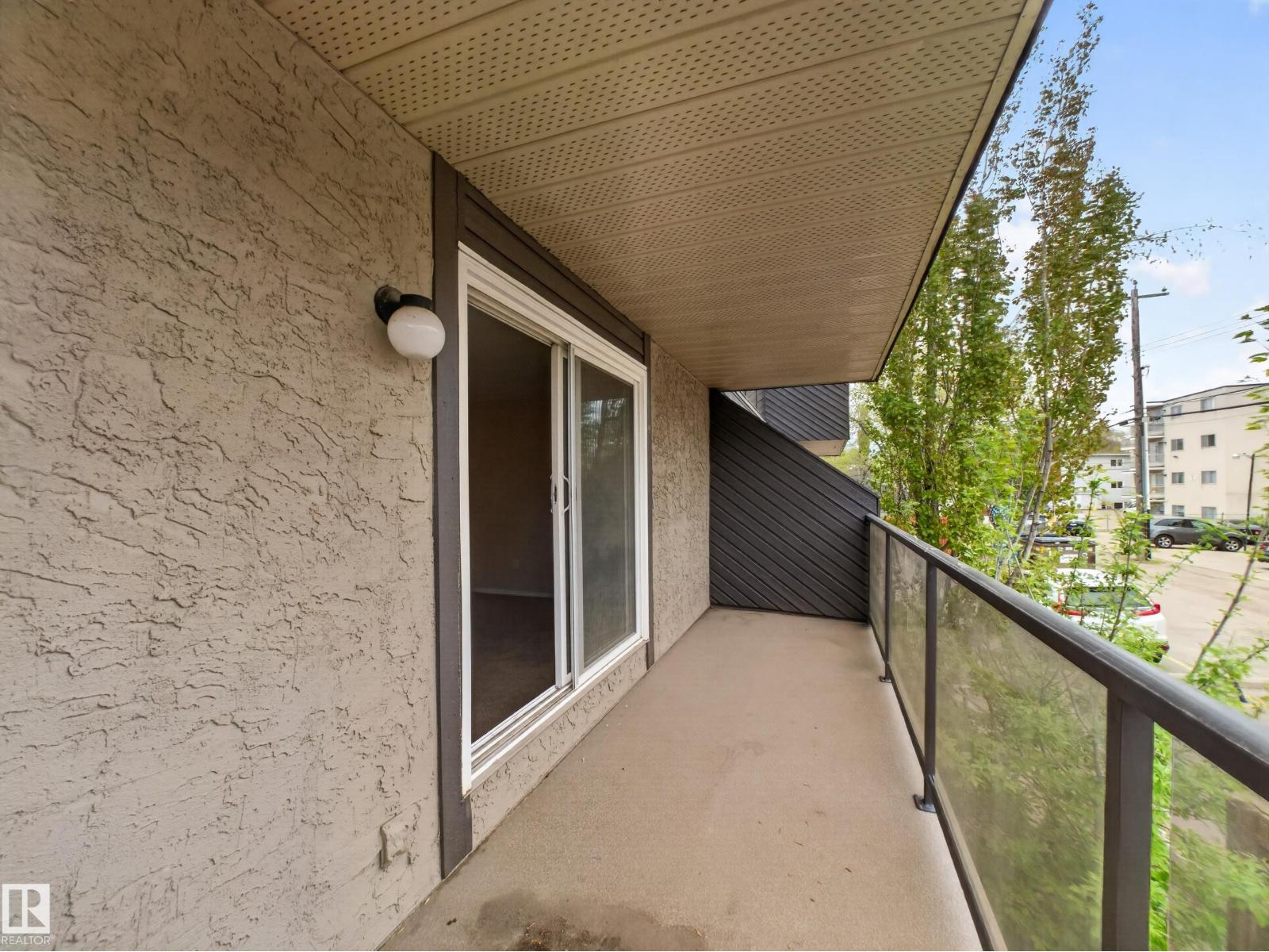 #204 10731 84 AV NW - 32