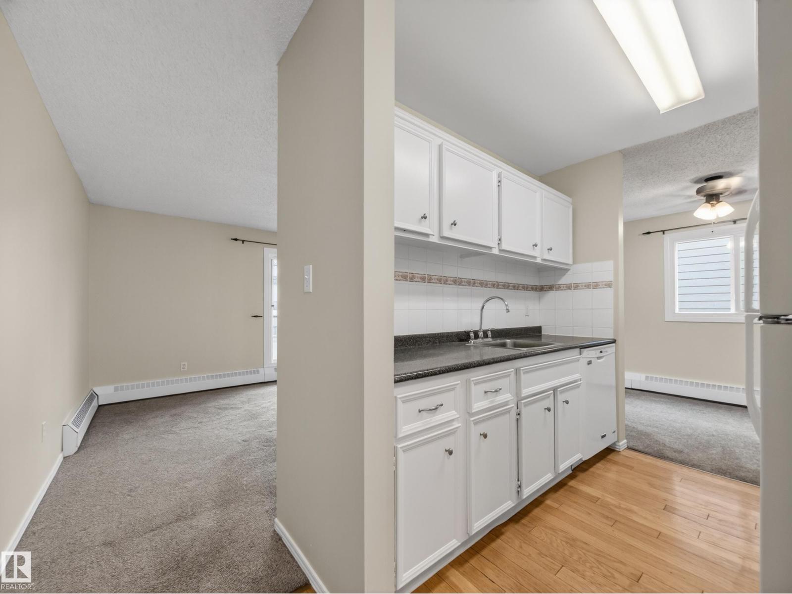 #204 10731 84 AV NW - 8