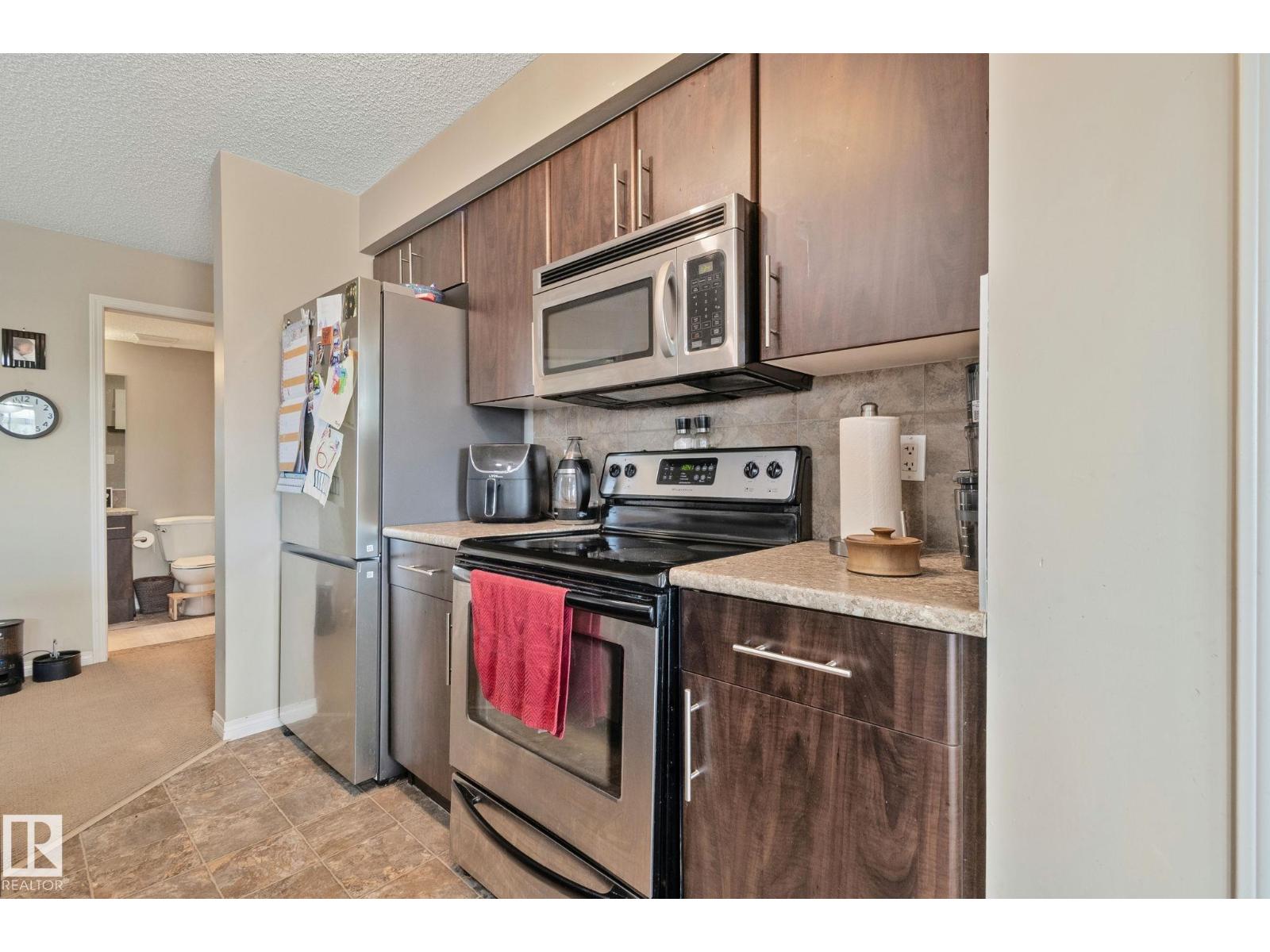 #206 103 Ambleside DR SW - 5