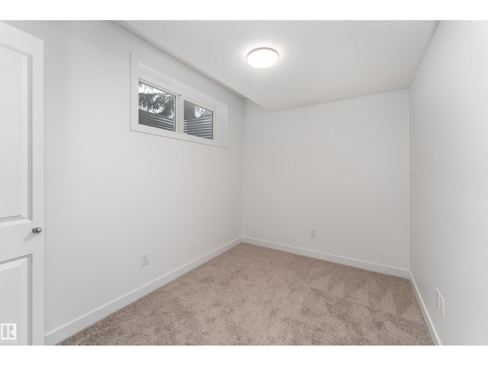 10920 & 10922 154 Street NW - 36