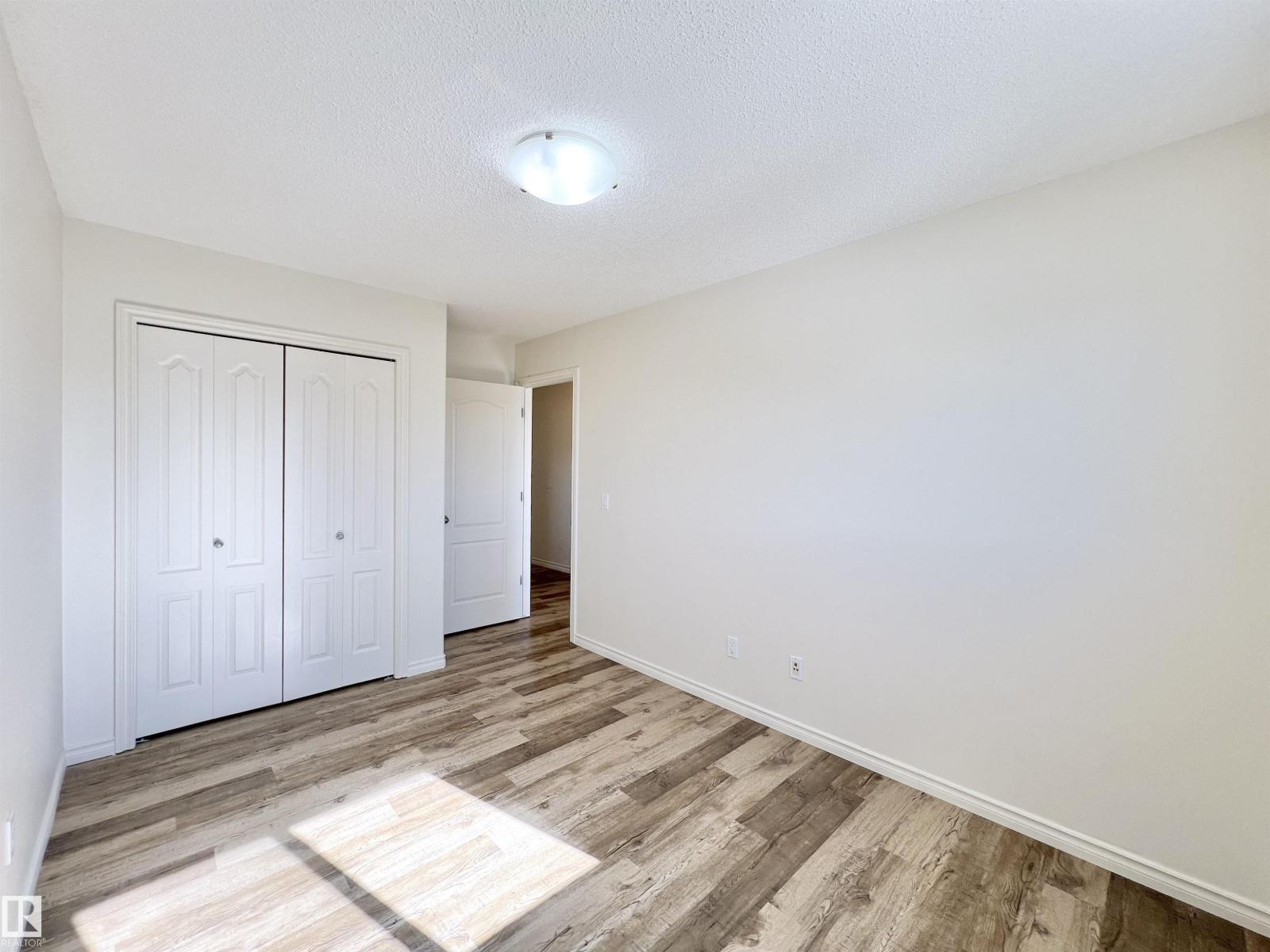 17127 7A AV SW - 26