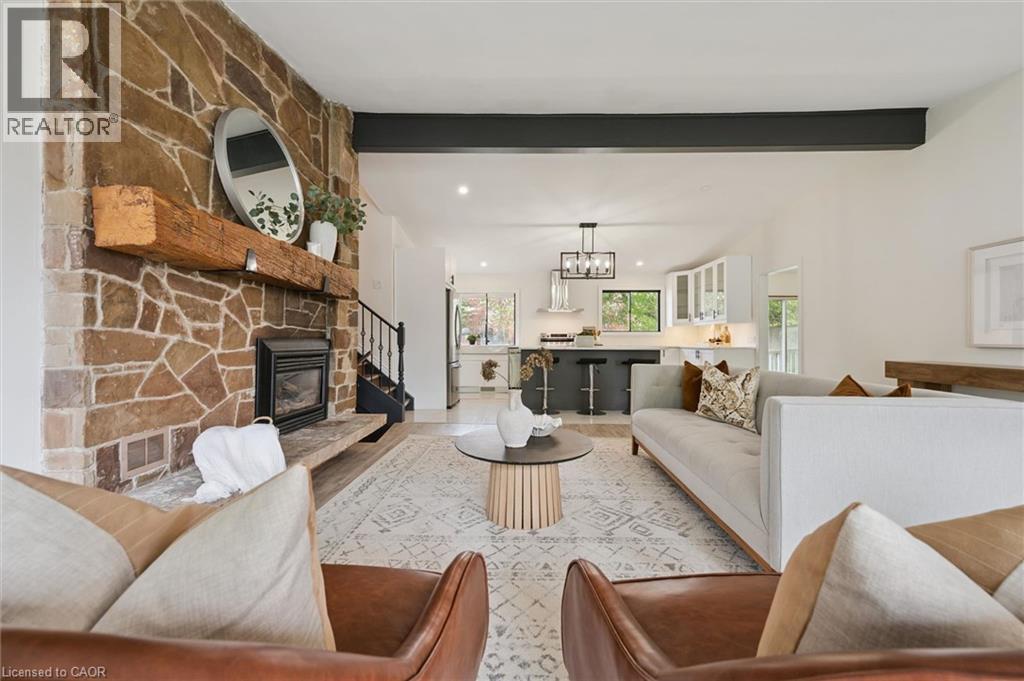 490 GARAFRAXA Street E - 13