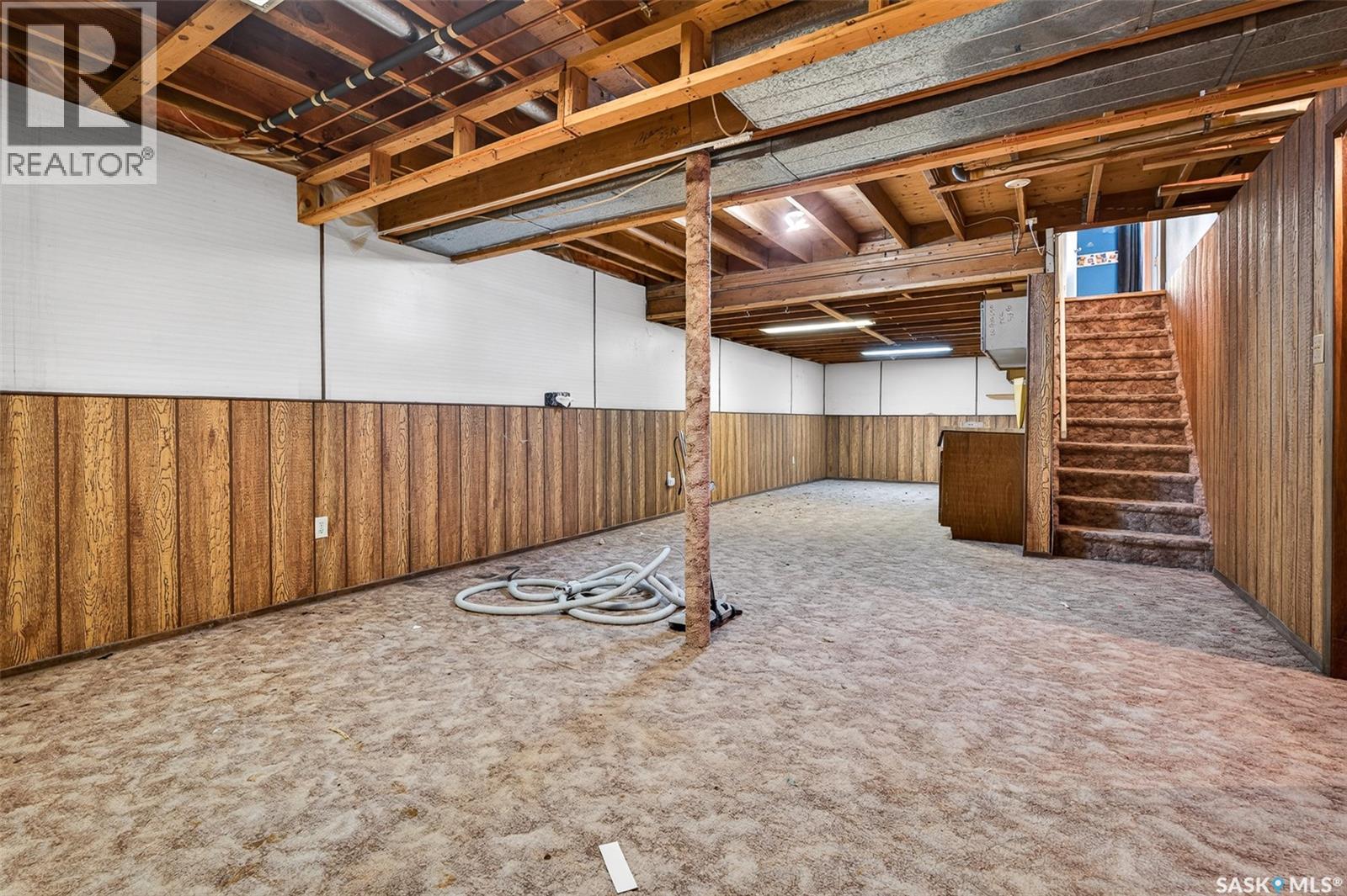 29 Edelweiss CRESCENT - 36
