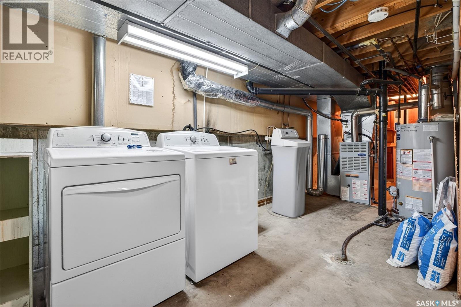 29 Edelweiss CRESCENT - 40