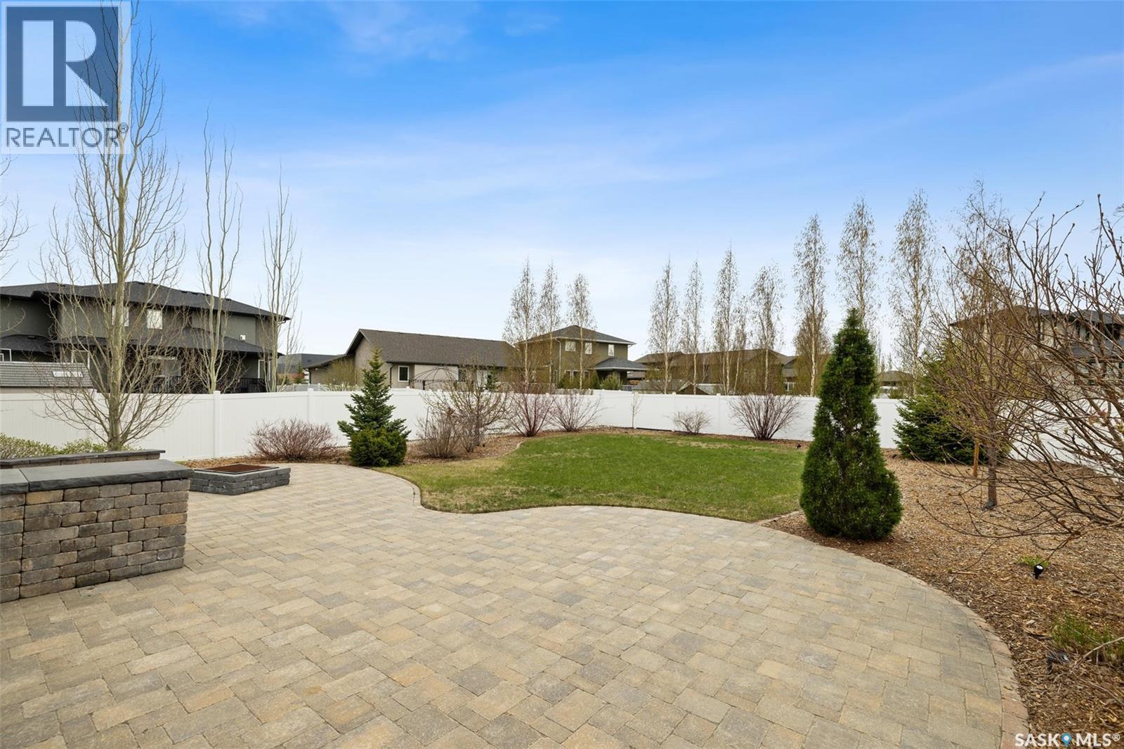 4 College CRESCENT - 36