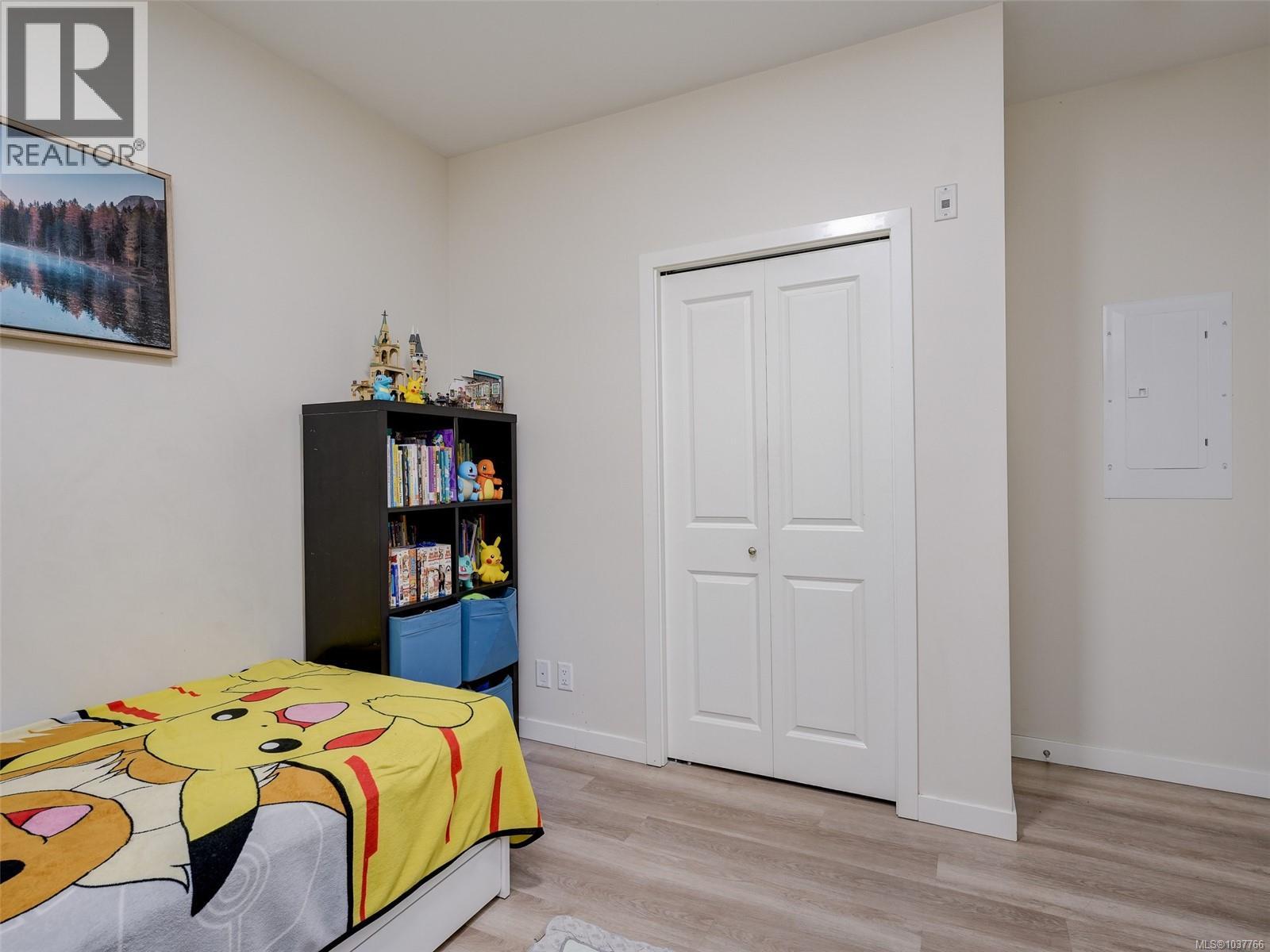 #504 815 Orono Ave - 15