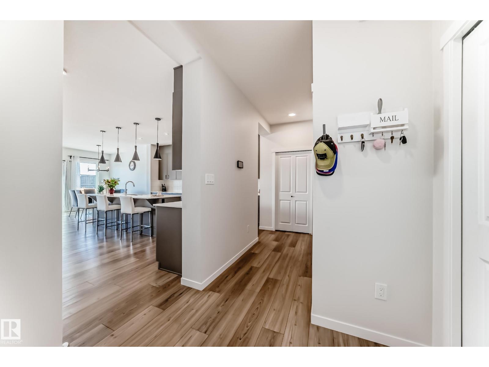 17608 49 ST NW - 6