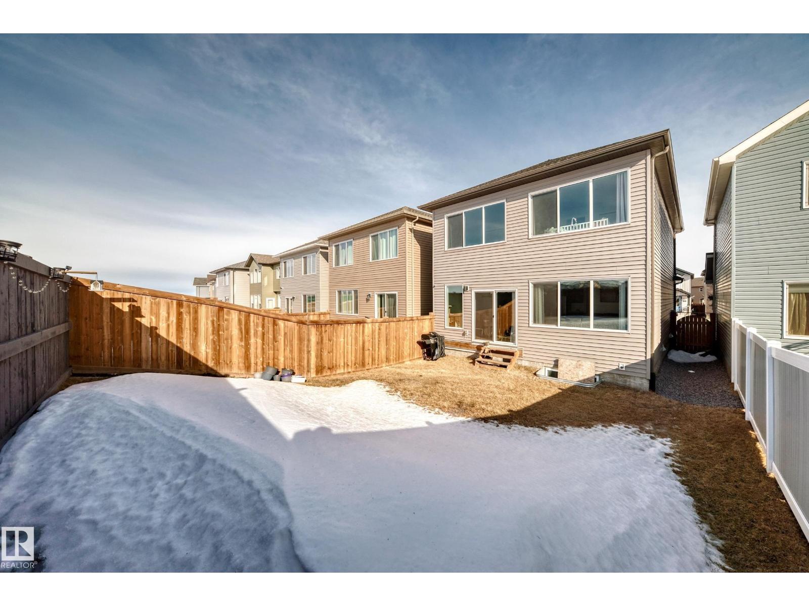 17608 49 ST NW - 34