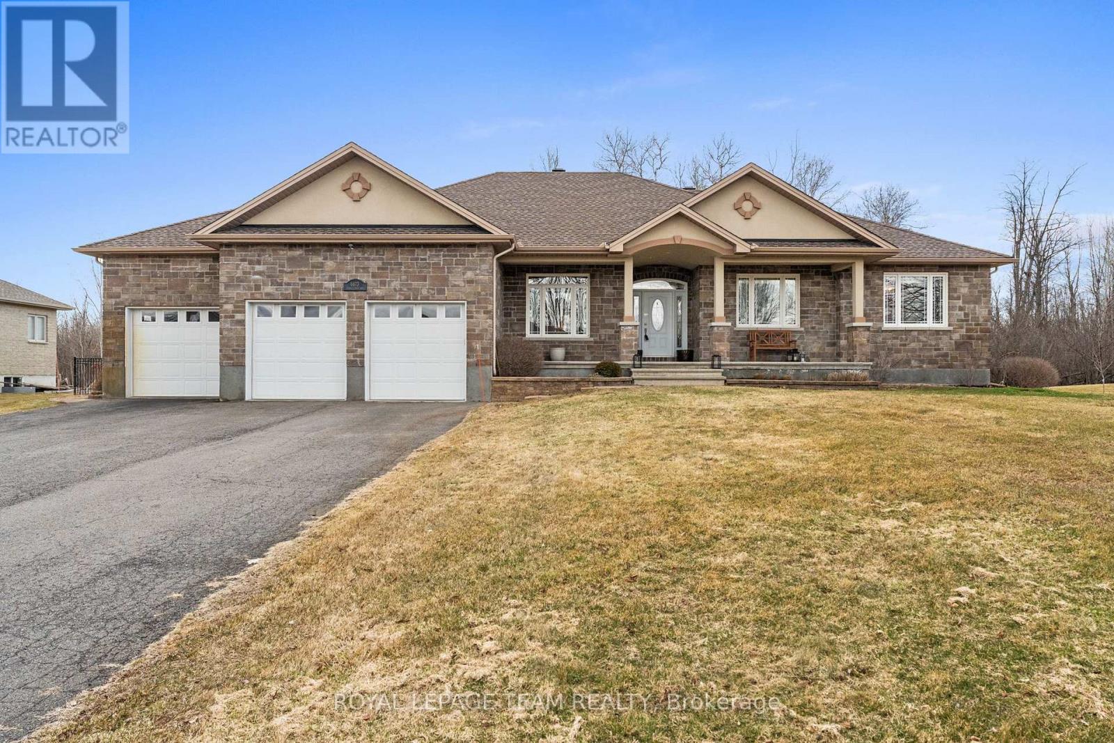 6673 PEBBLE TRAIL WAY - Image 2