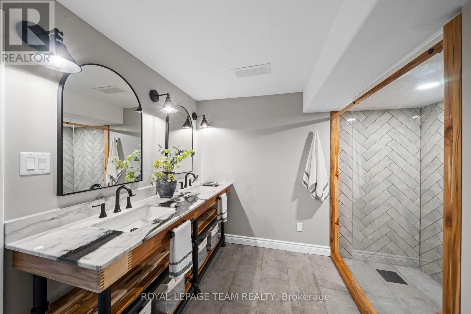 6673 PEBBLE TRAIL WAY - 37