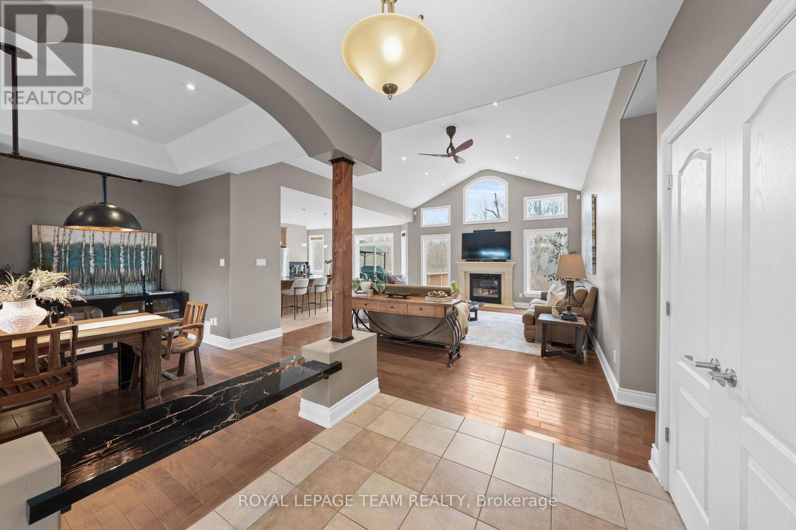 6673 PEBBLE TRAIL WAY - 6