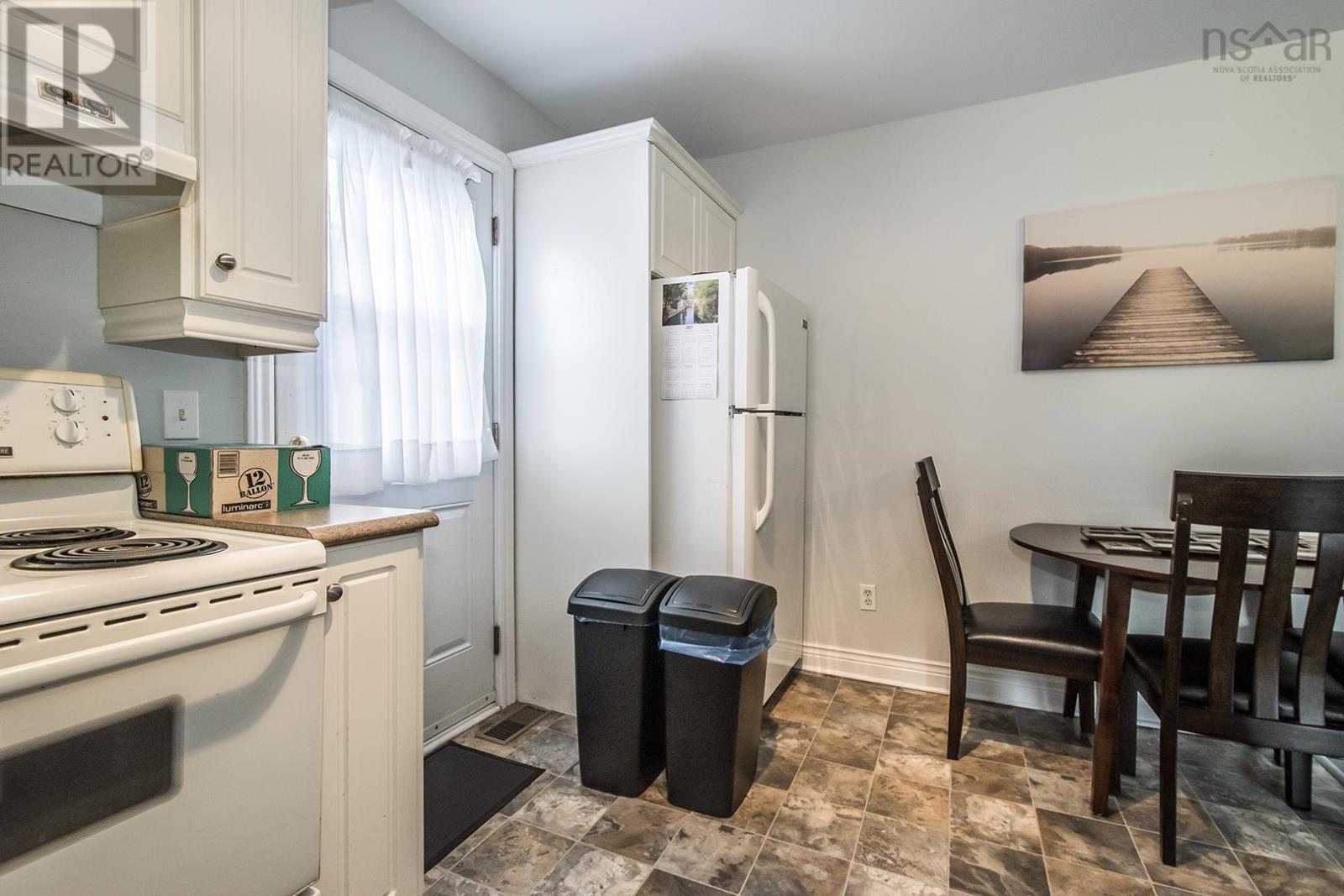 17 B&C Maple Drive - 11