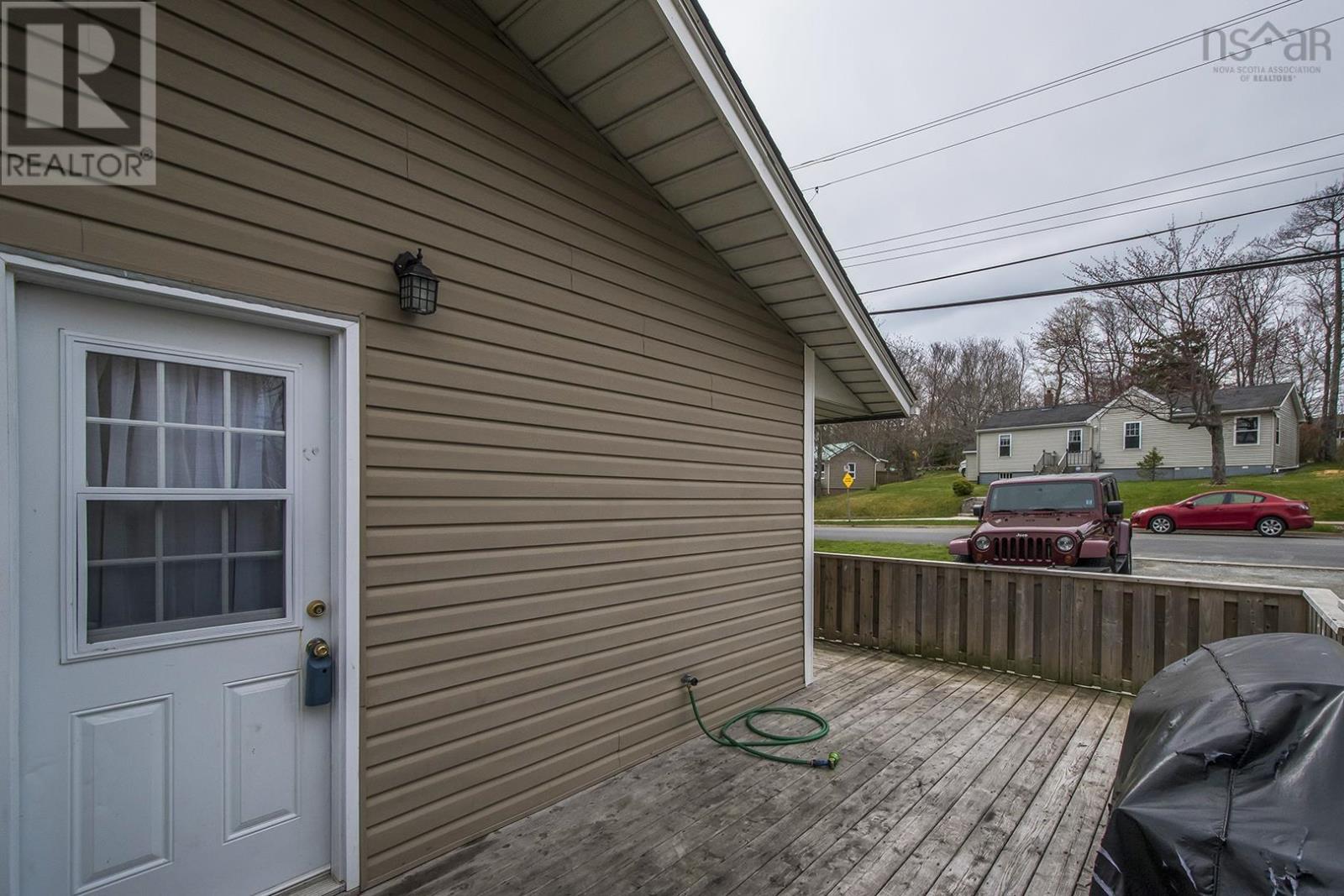 17 B&C Maple Drive - 35