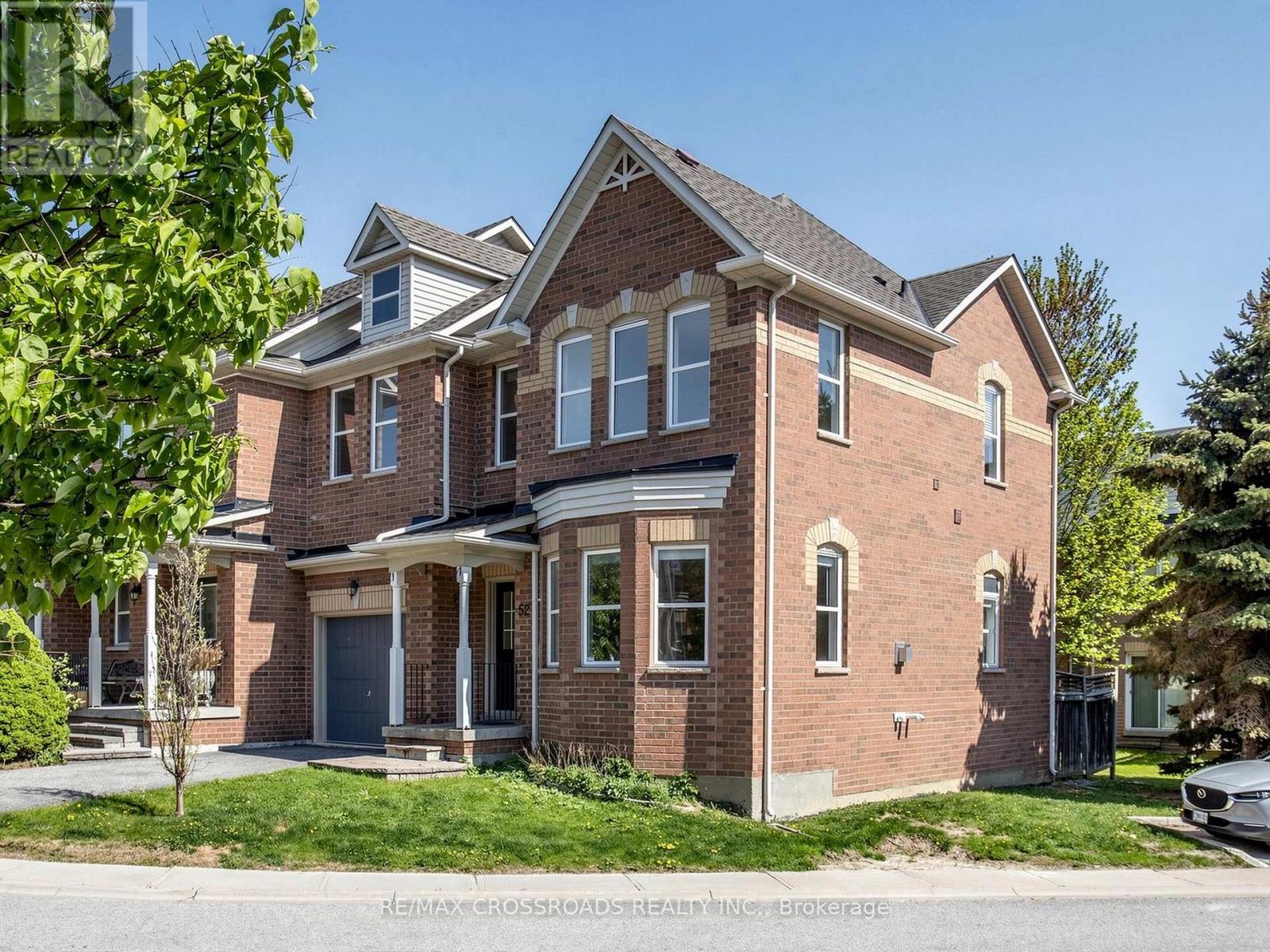 52 DREW KELLY WAY - 34