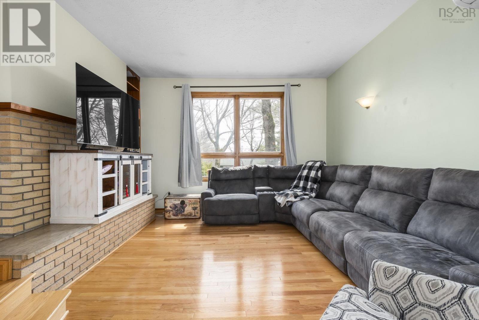 12 Campbell Drive - 8