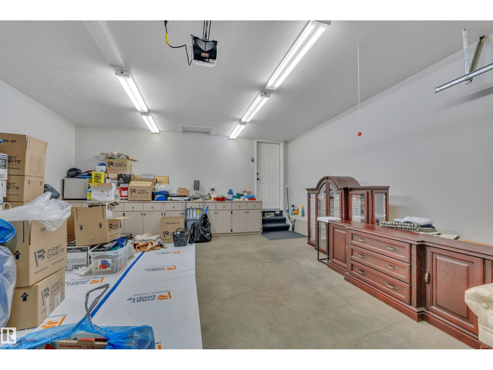 117 HOLLICK-KENYON WY NW - 50